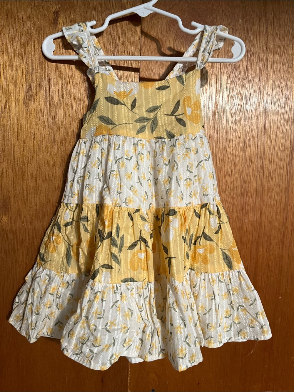 Catherine Malandrino baby girl dress cross-backed floral 24mo w/ ruffled straps